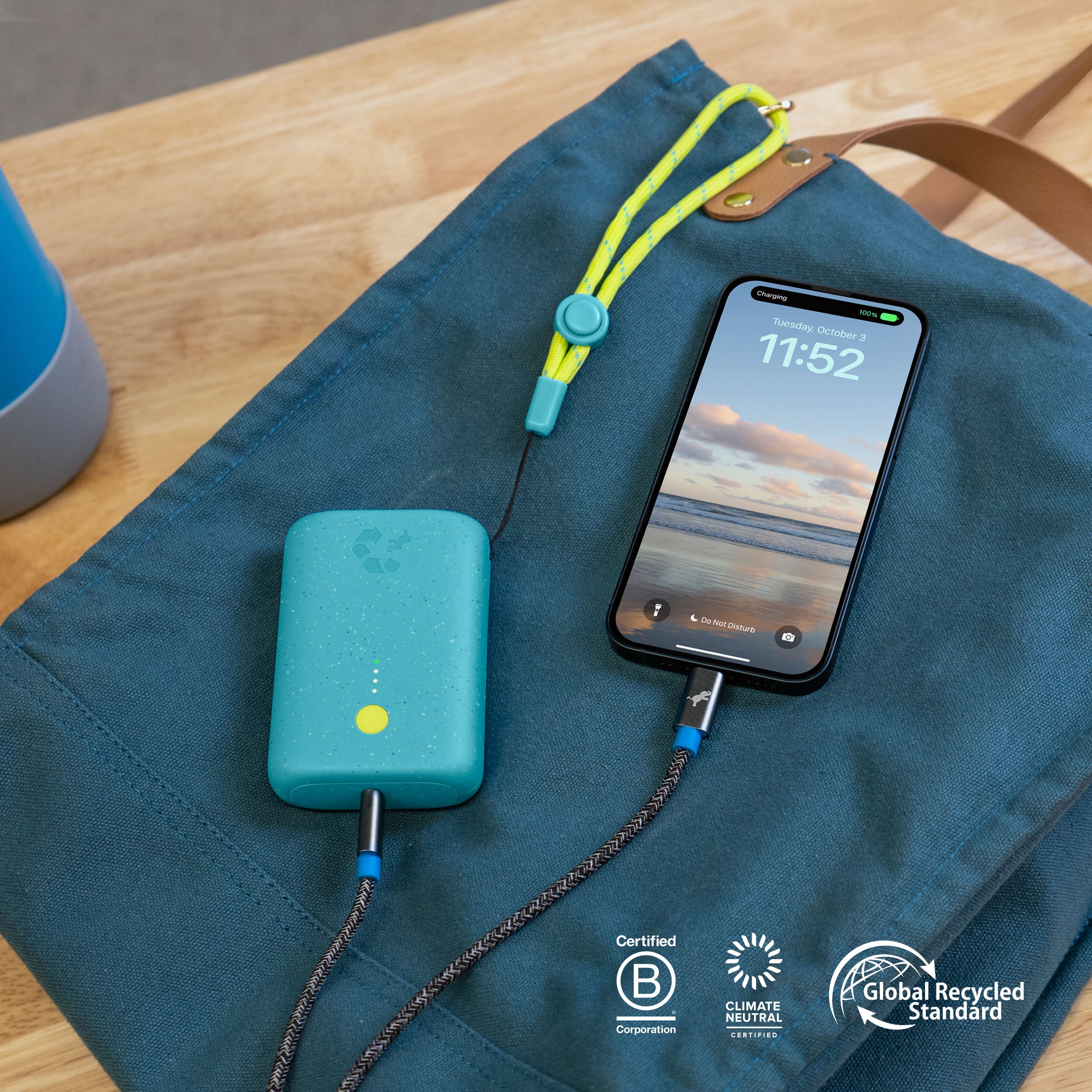 CHAMP Portable Charger 18w discount Turquoises